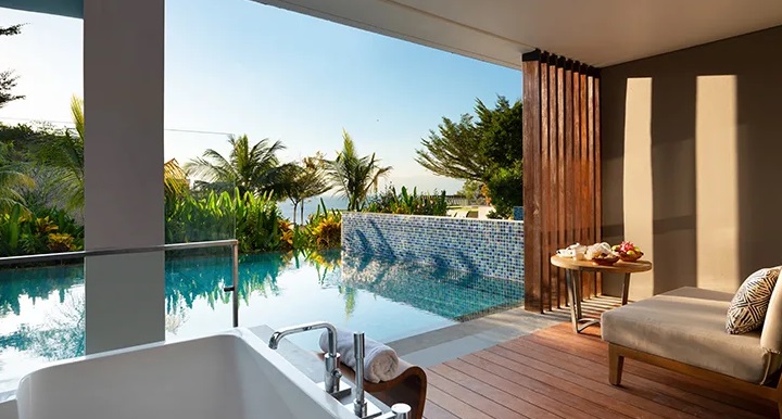 Garden View Pool Suite